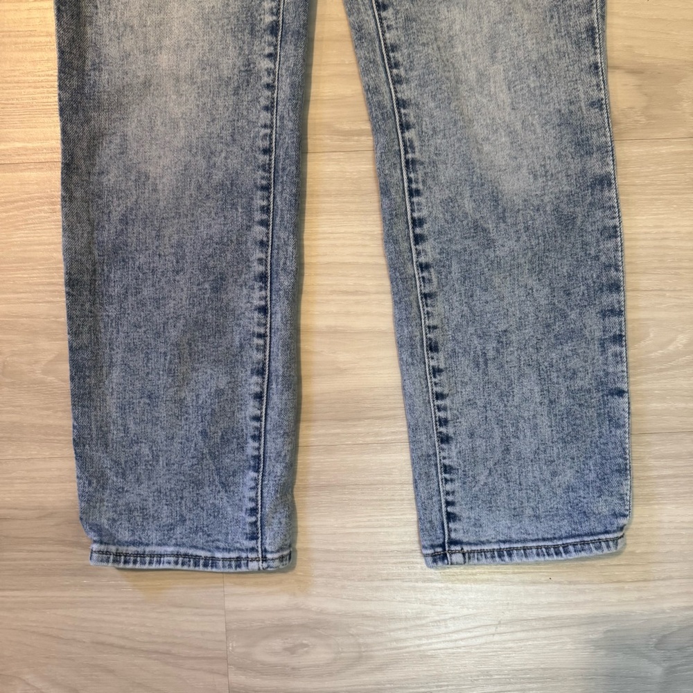 NYDJ Margot Girlfriend jeans straight leg size 4 light wash blue denim - Picture 5 of 13